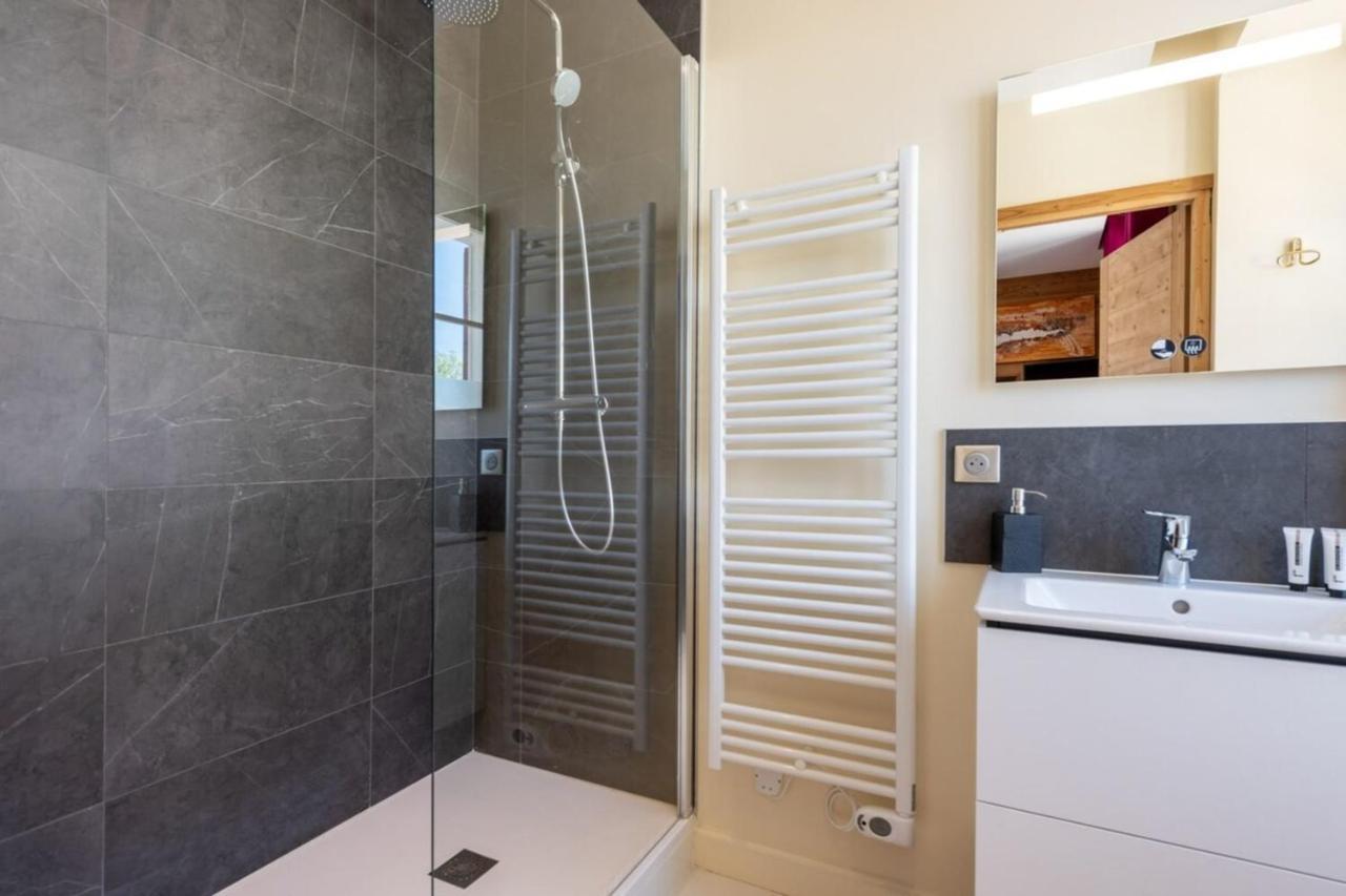 Carpates Annecy Rent Lodge ภายนอก รูปภาพ