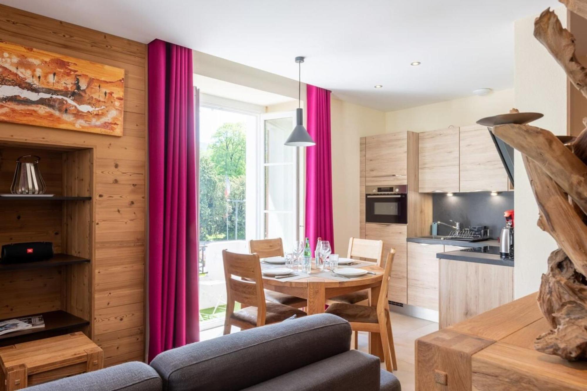 Carpates Annecy Rent Lodge ภายนอก รูปภาพ